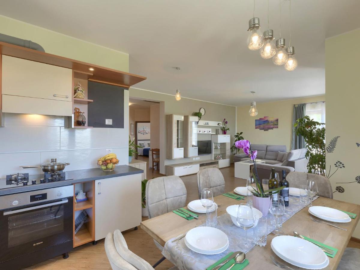 Holiday Home Montebello By Interhome モトヴン エクステリア 写真