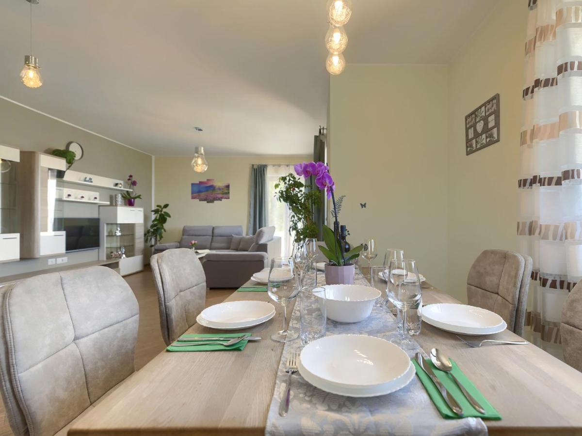 Holiday Home Montebello By Interhome モトヴン エクステリア 写真